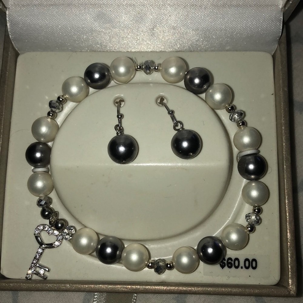 Jewlery
